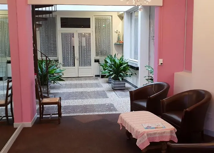 Saint Francois Xavier Отель Лурд